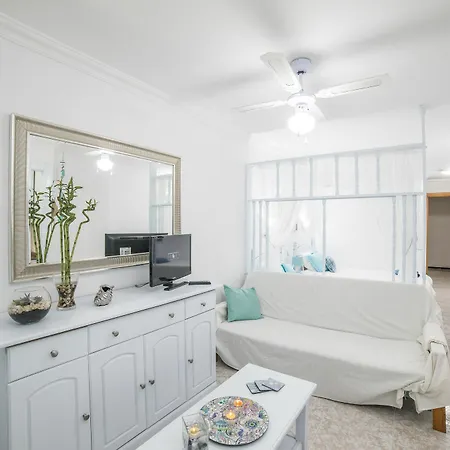 Beautiful With Ocean Views Apartament *